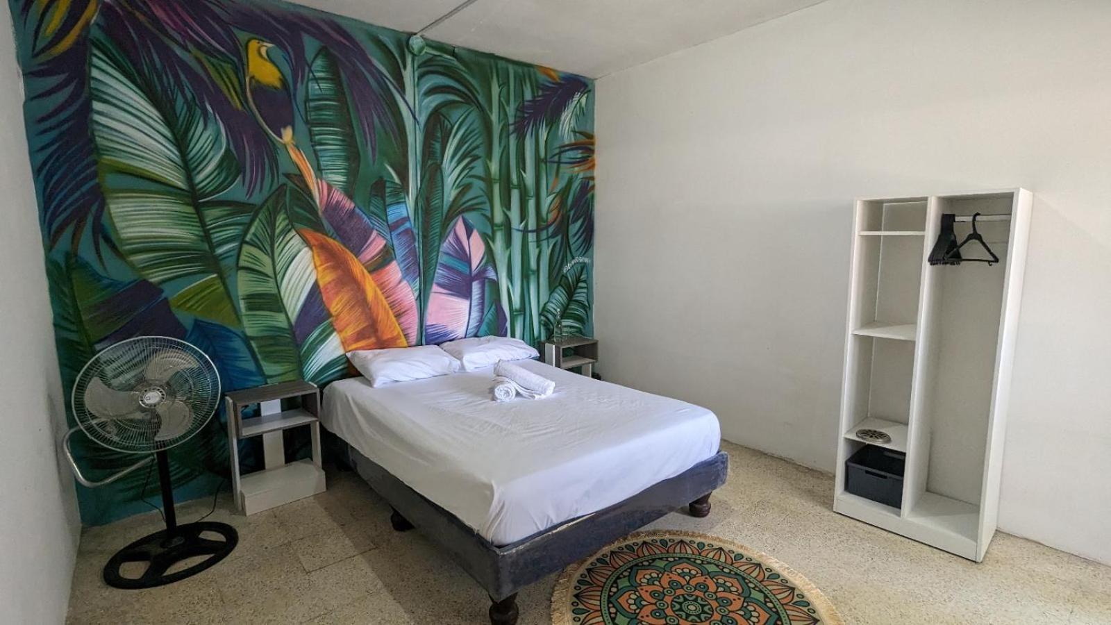 Garden House Puerto Lopez Hotel Exterior photo
